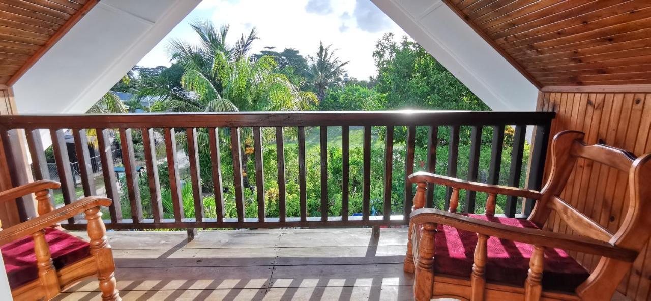 Chez Marva Grande Villa Corossol 3 A 12 Personnes La Digue Exterior photo
