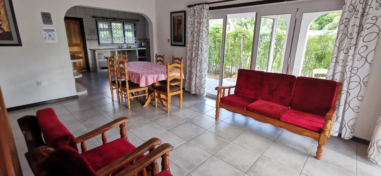 Chez Marva Grande Villa Corossol 3 A 12 Personnes La Digue Exterior photo